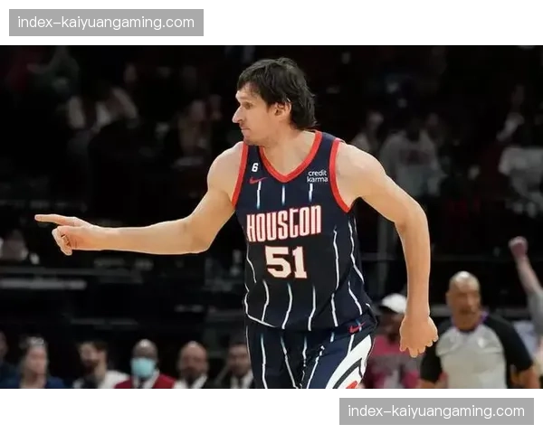 惠特摩尔血栓问题：火箭新星健康管理成焦点