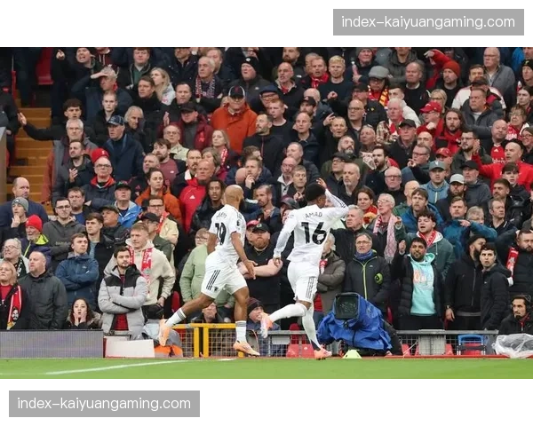 通讯：英超俱乐部联合发起“足球与包容”教育活动，走进曼彻斯特当地学校